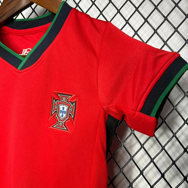 Kit Enfant Portugal 2024/2025