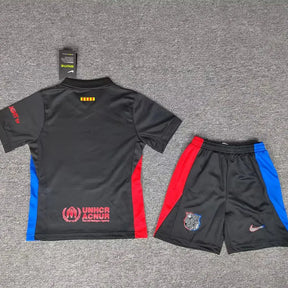 Kit Enfant Barcelone Extérieur 2024/2025